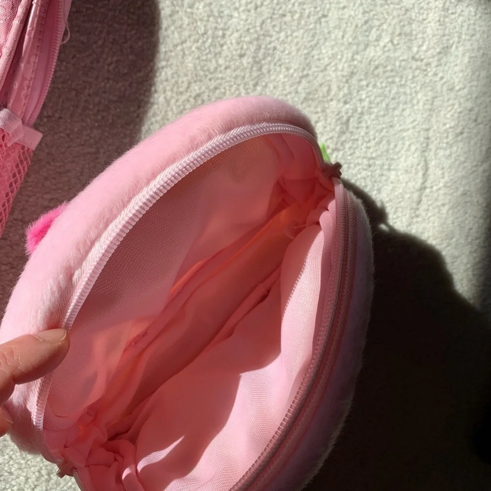 Nwt HELLO KITTY bags bundle x 2 pieces